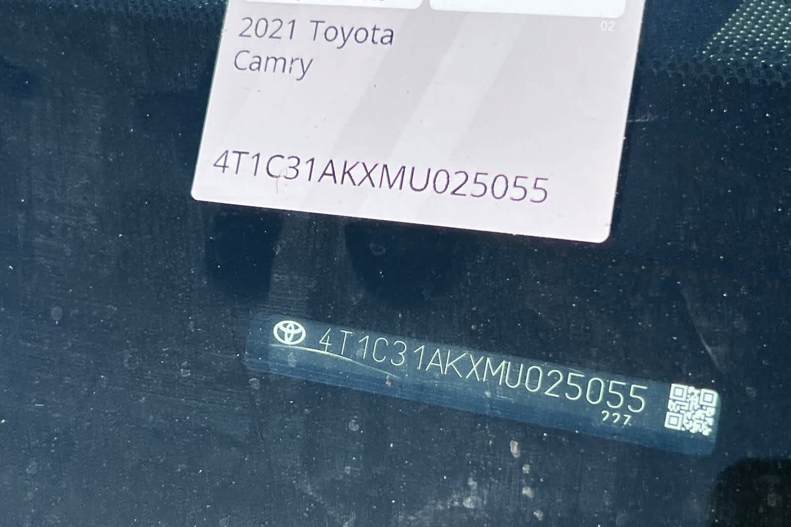 Used 2021 Toyota Camry LE FWD image 23