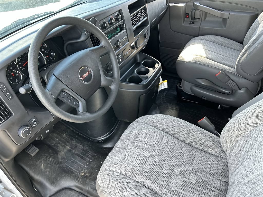 New 2025 GMC Savana 3500 w/ Power Convenience Package RWD image 10