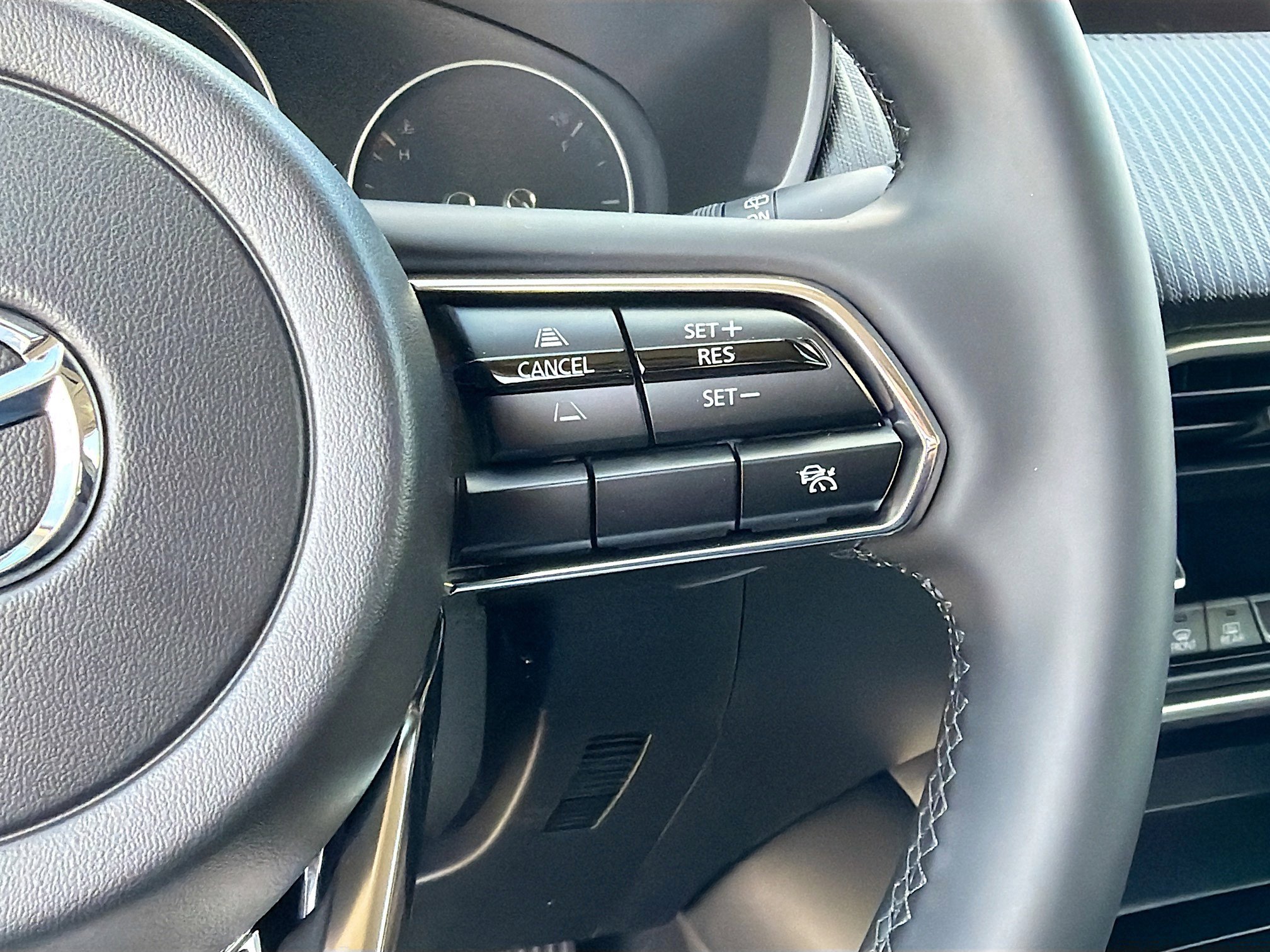 New 2026 MAZDA CX-90 3.3 Turbo w/ Select Package image 38