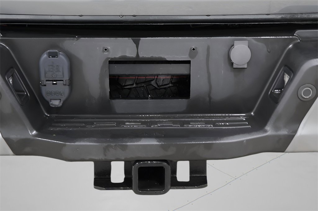 Used 2024 Ford F150 Lightning Platinum image 38