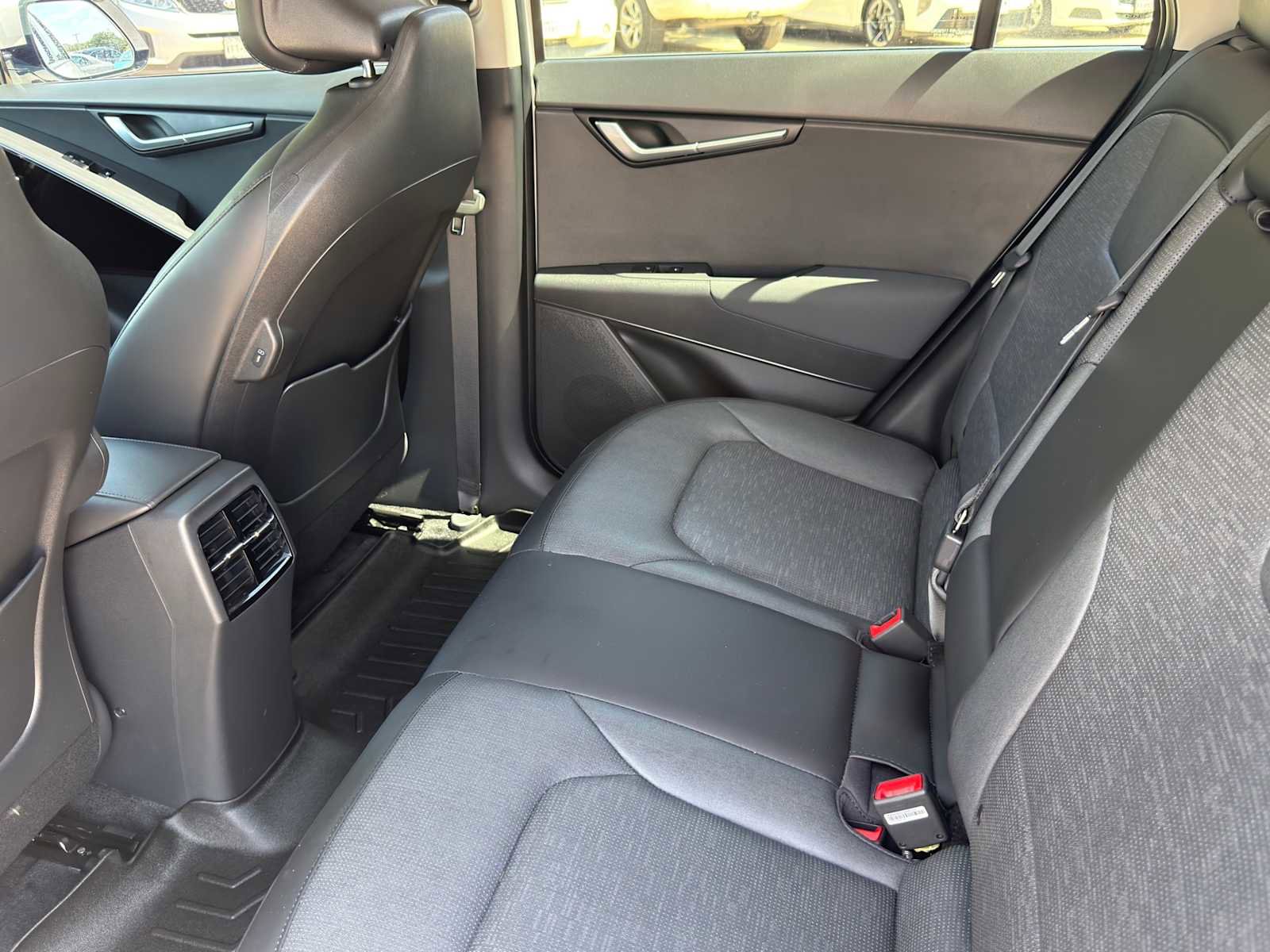 Used 2023 Kia Niro Wave w/ Wave Preserve Package FWD image 26