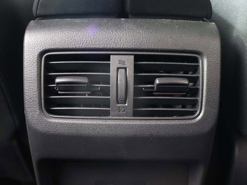 Used 2023 Nissan Rogue SV image 44