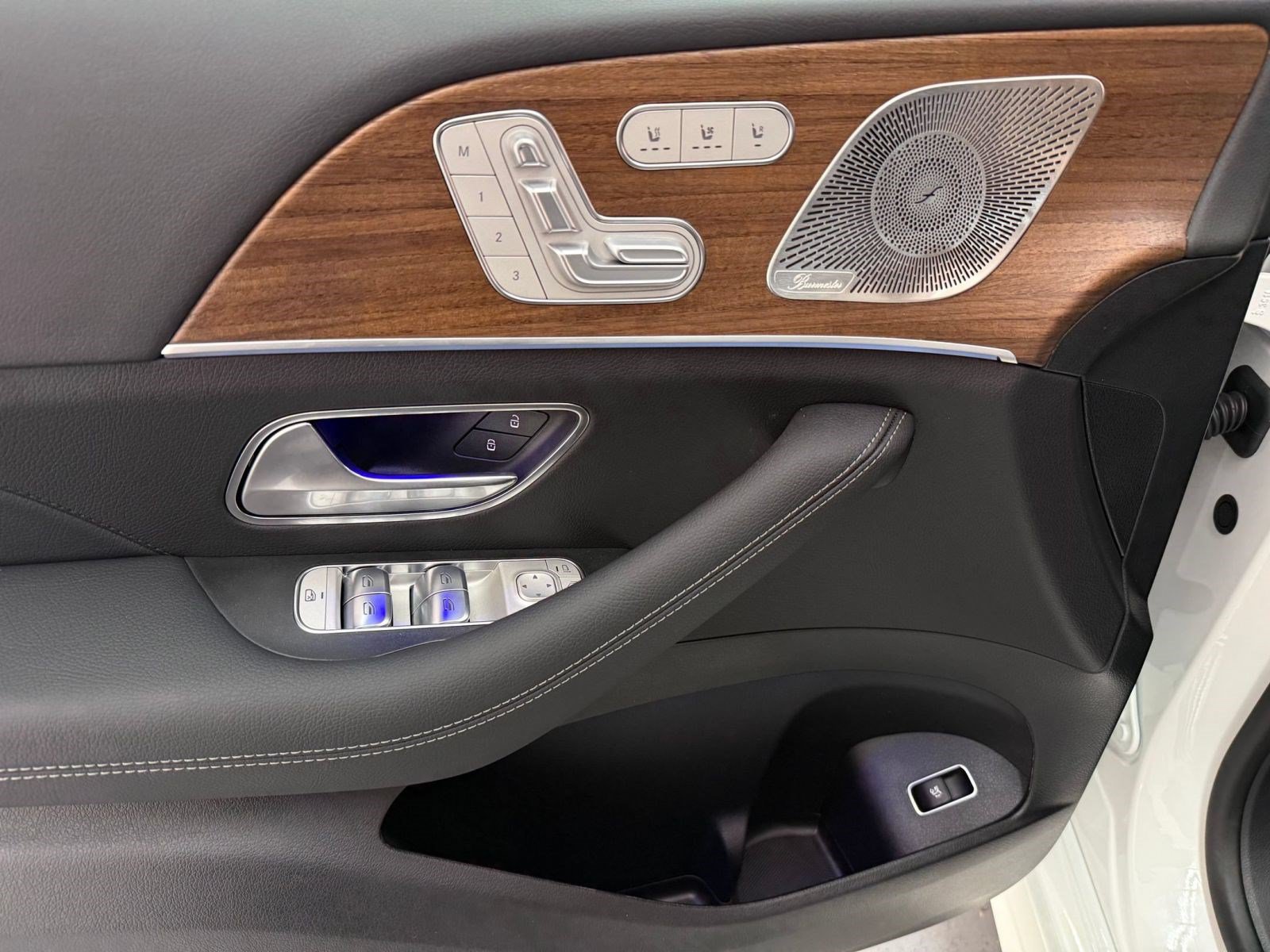 New 2026 Mercedes-Benz GLS 450 4MATIC image 11