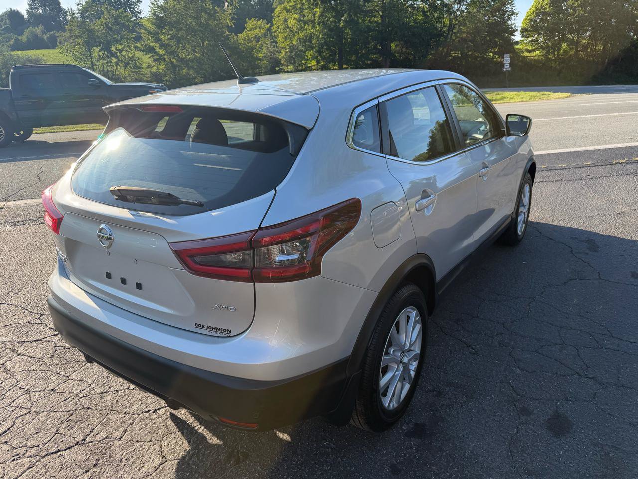 Used 2022 Nissan Rogue Sport S AWD/4WD image 7