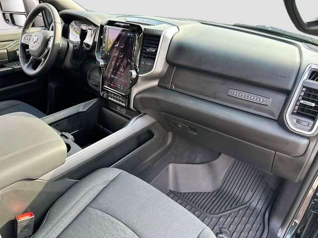 Used 2025 RAM 2500 Big Horn AWD/4WD image 31