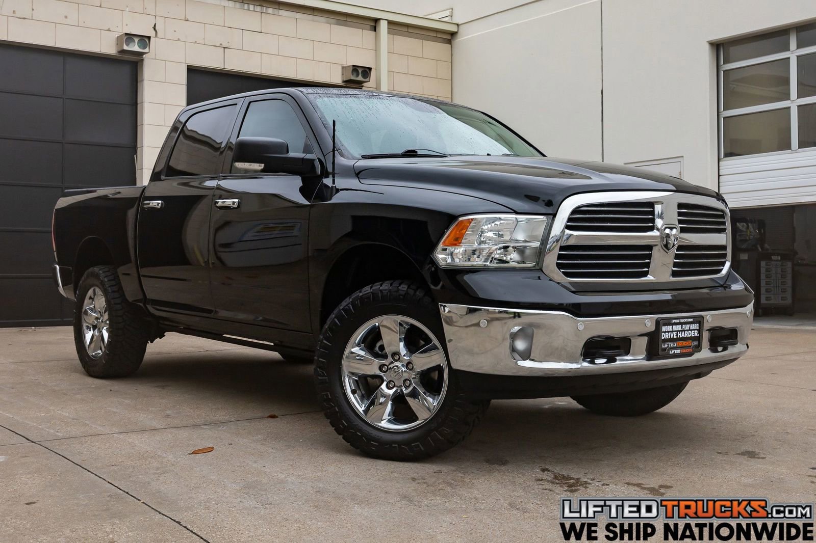 Used 2017 RAM 1500 Lone Star AWD/4WD image 1