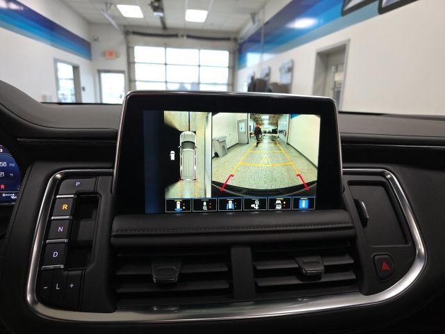 Used 2023 Chevrolet Suburban Z71 w/ Luxury Package image 21