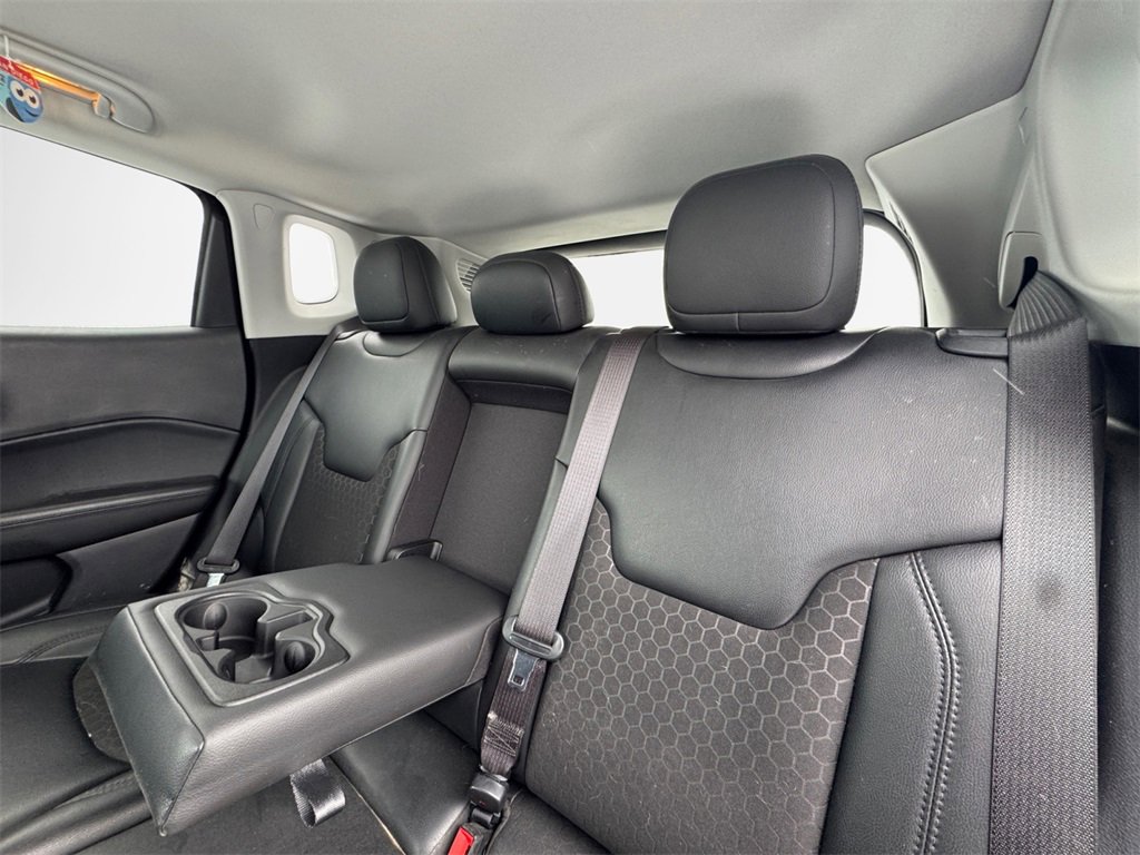 Certified 2021 Jeep Compass Altitude image 25