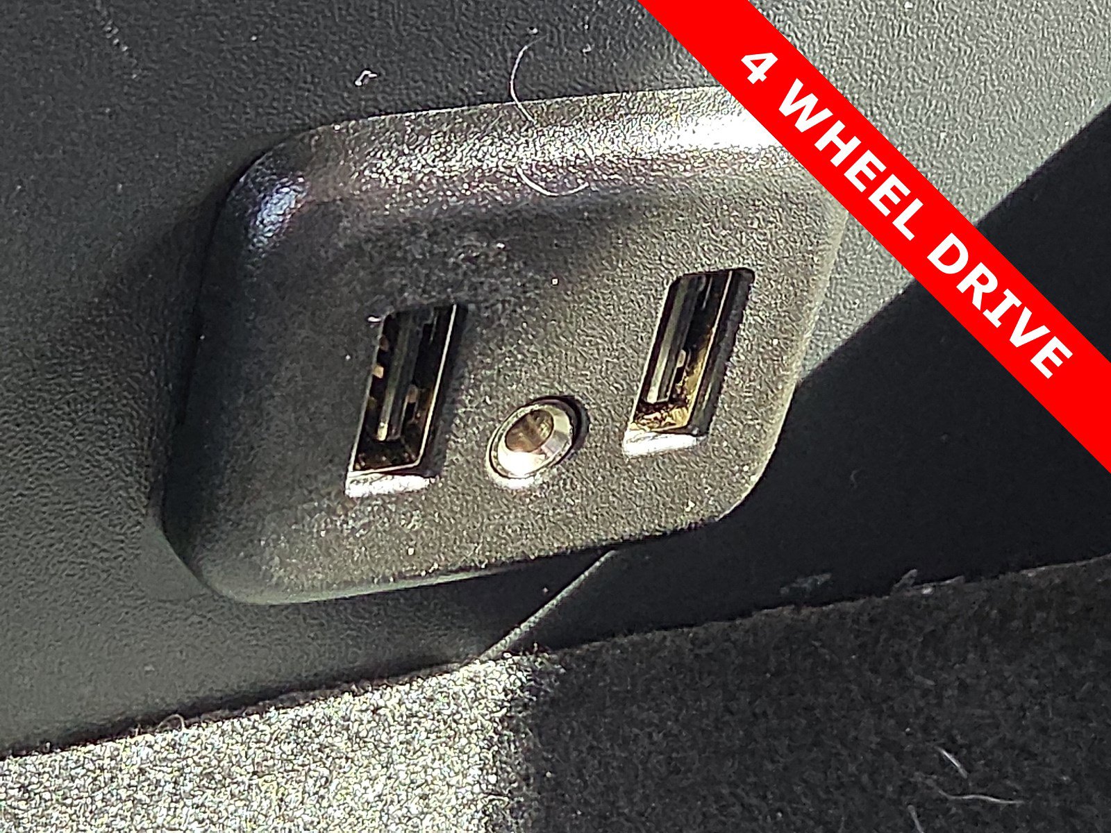 Used 2018 Chevrolet Silverado 1500 LT w/ Texas Edition image 22