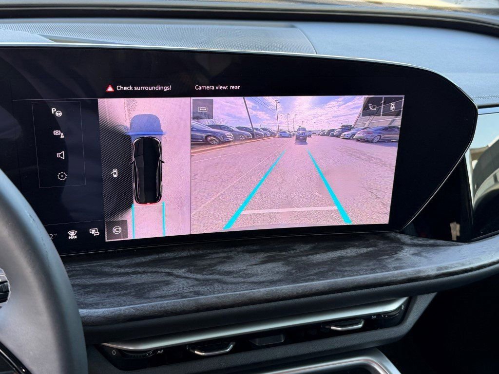 Certified 2025 Audi Q5 Premium Plus image 30