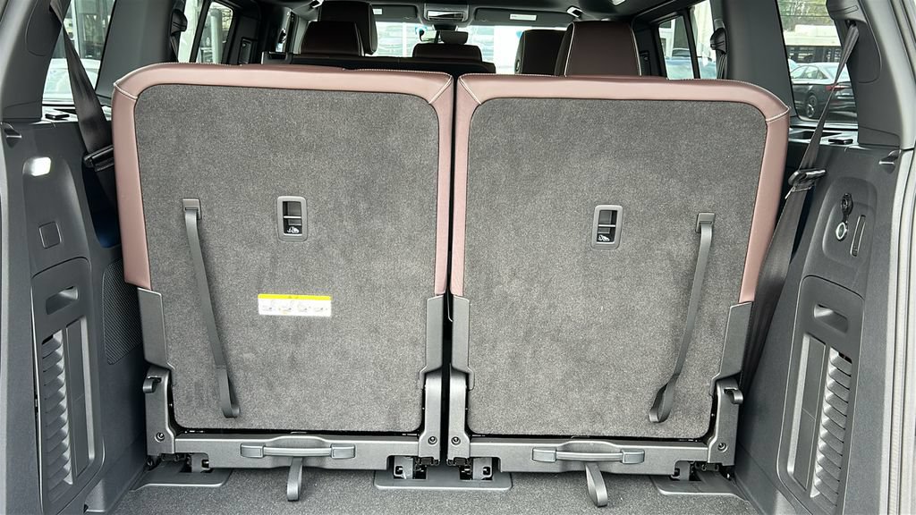 New 2025 Volkswagen ID. Buzz Pro S RWD image 20