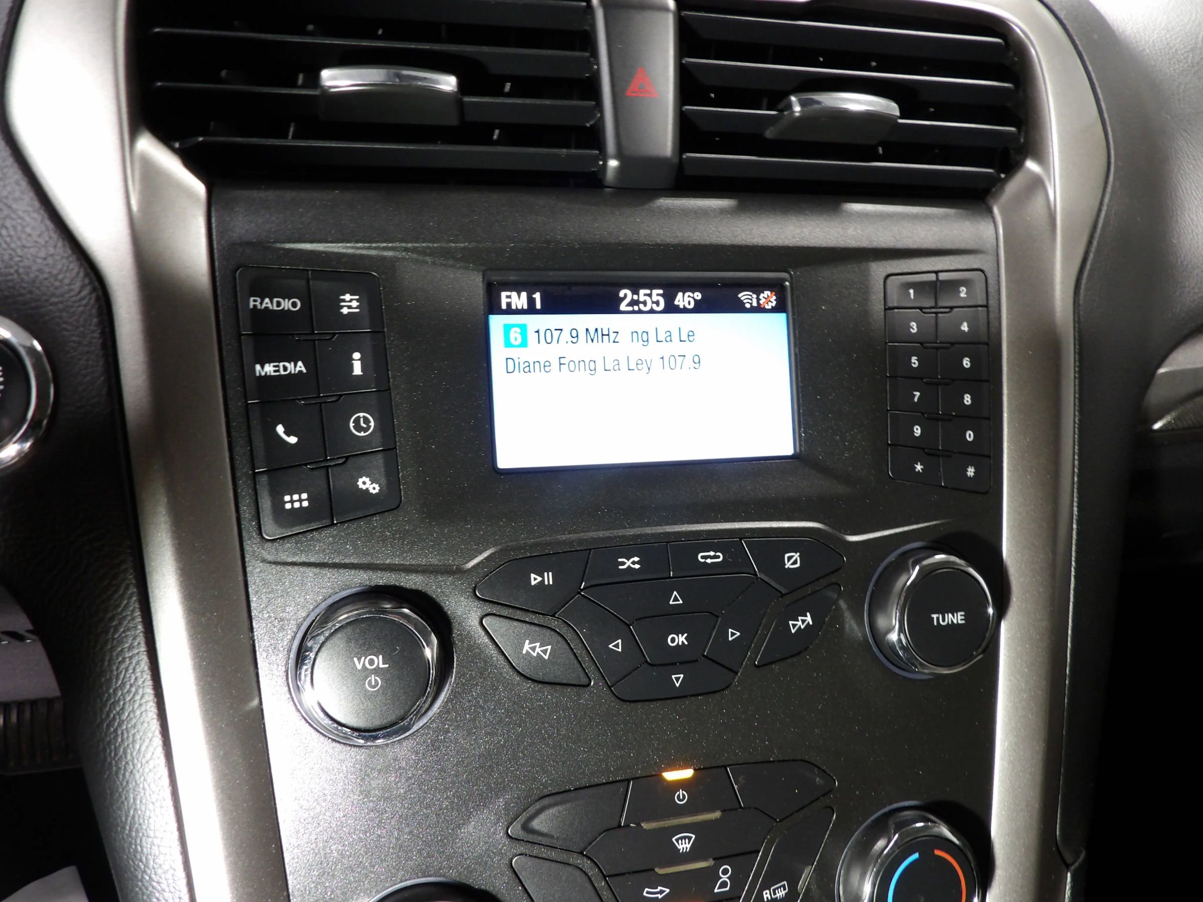 Used 2020 Ford Fusion S image 15