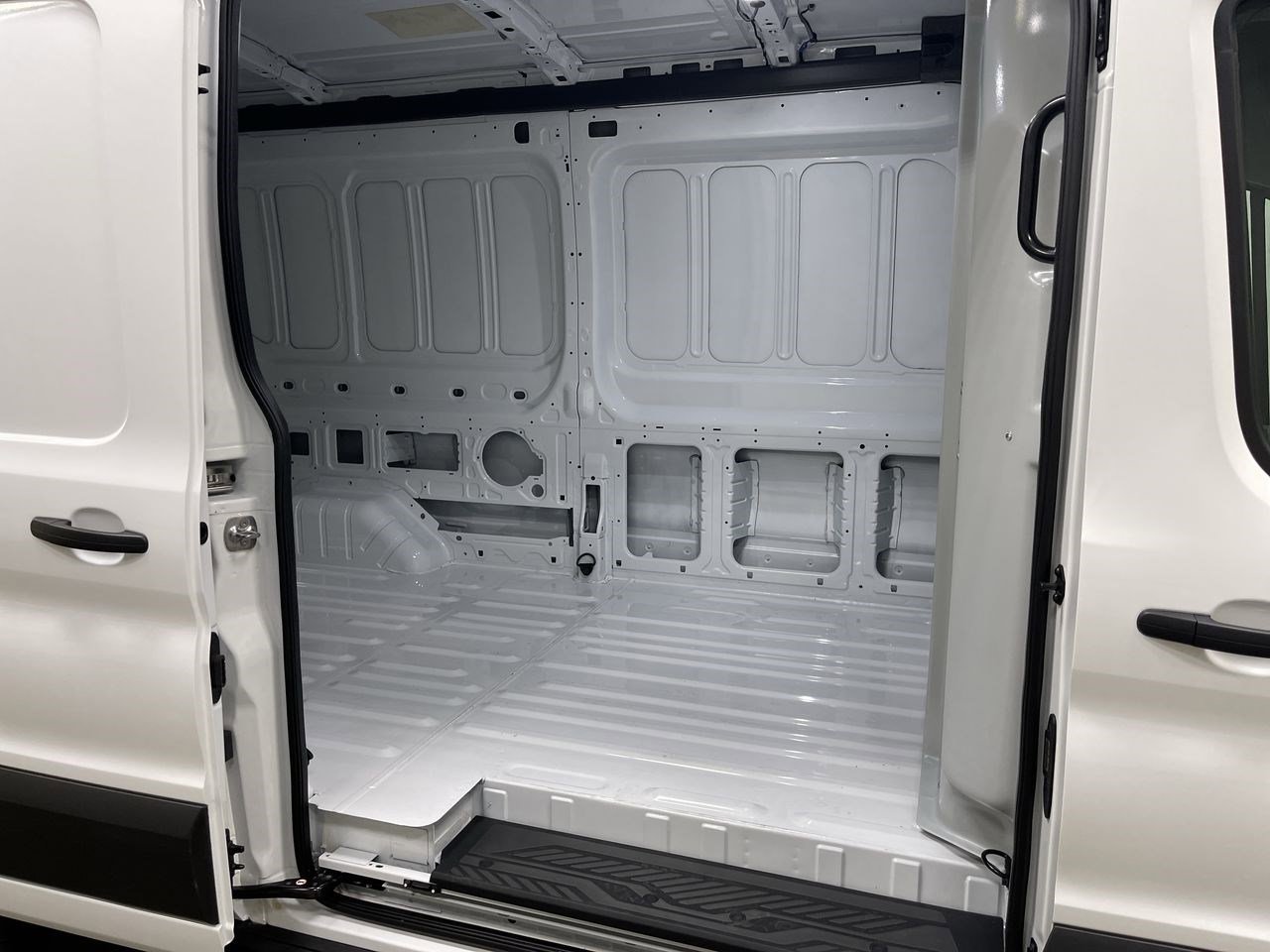 New 2025 Ford Transit 250 148 Medium Roof Extended AWD w/ Exterior Upgrade Package image 17