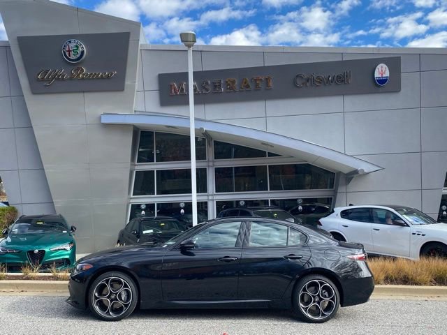 New 2025 Alfa Romeo Giulia AWD image 8