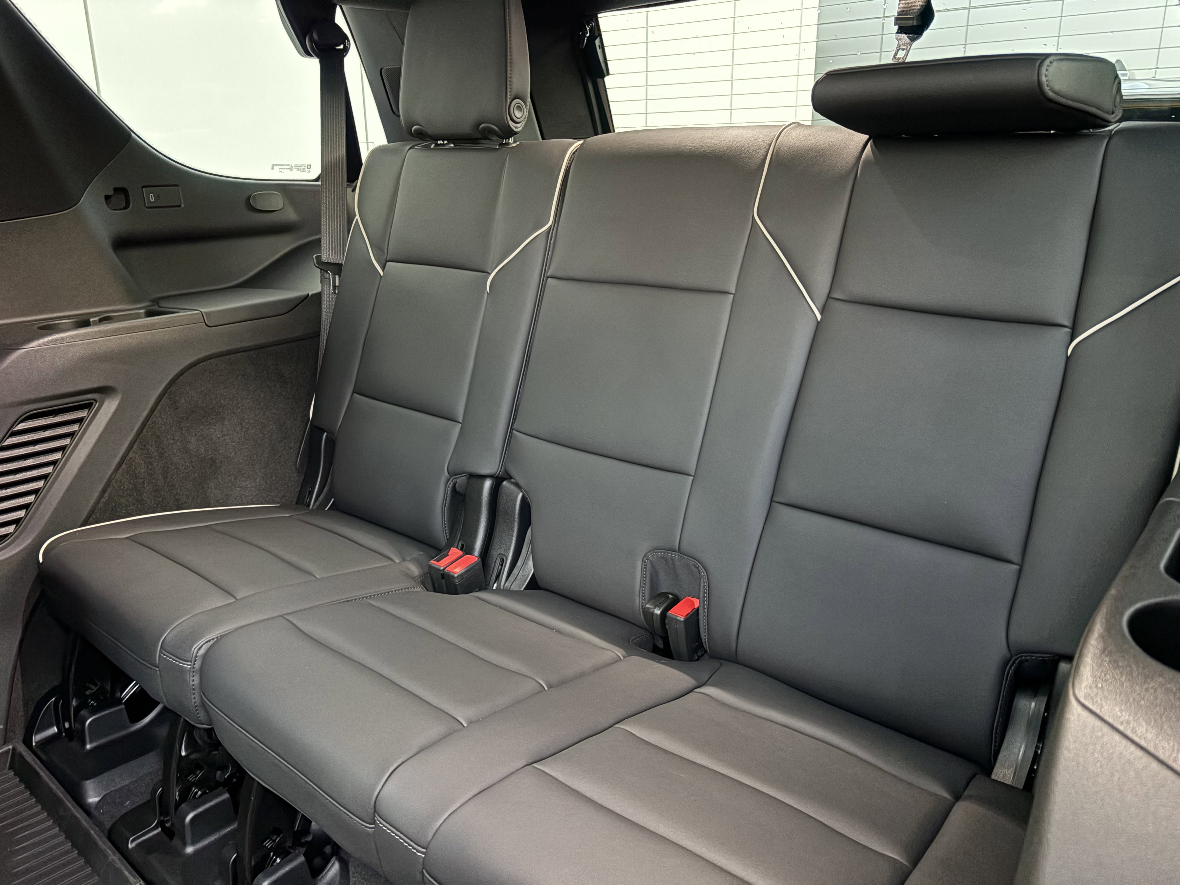 New 2026 Cadillac Escalade Luxury image 14