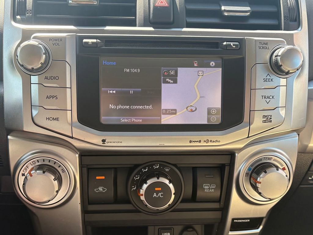 Used 2018 Toyota 4Runner SR5 Premium AWD/4WD image 9