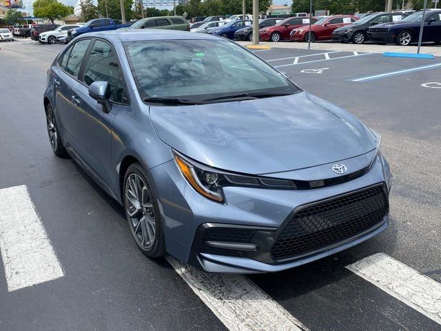 Used 2021 Toyota Corolla SE FWD image 2