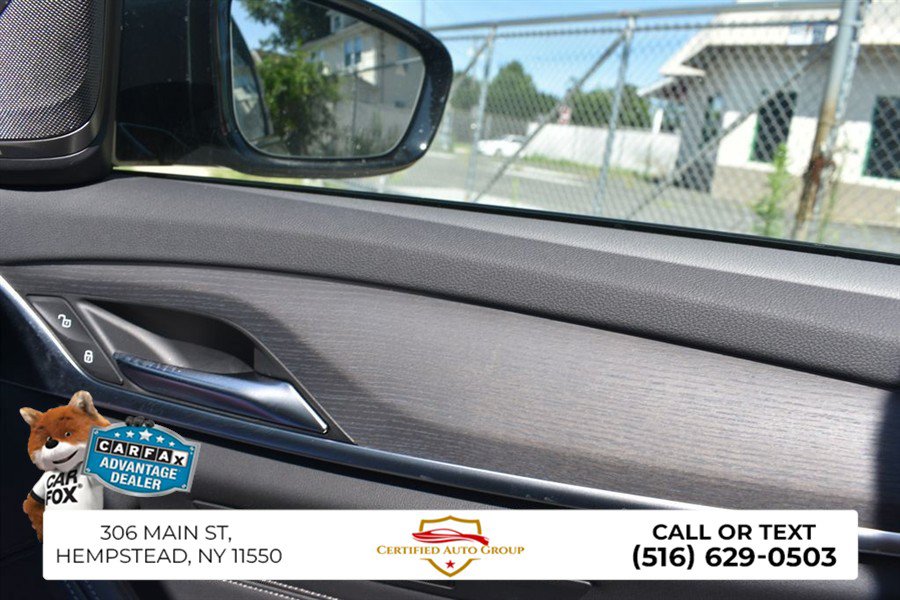Used 2023 BMW 530e xDrive w/ Premium Package AWD/4WD image 19