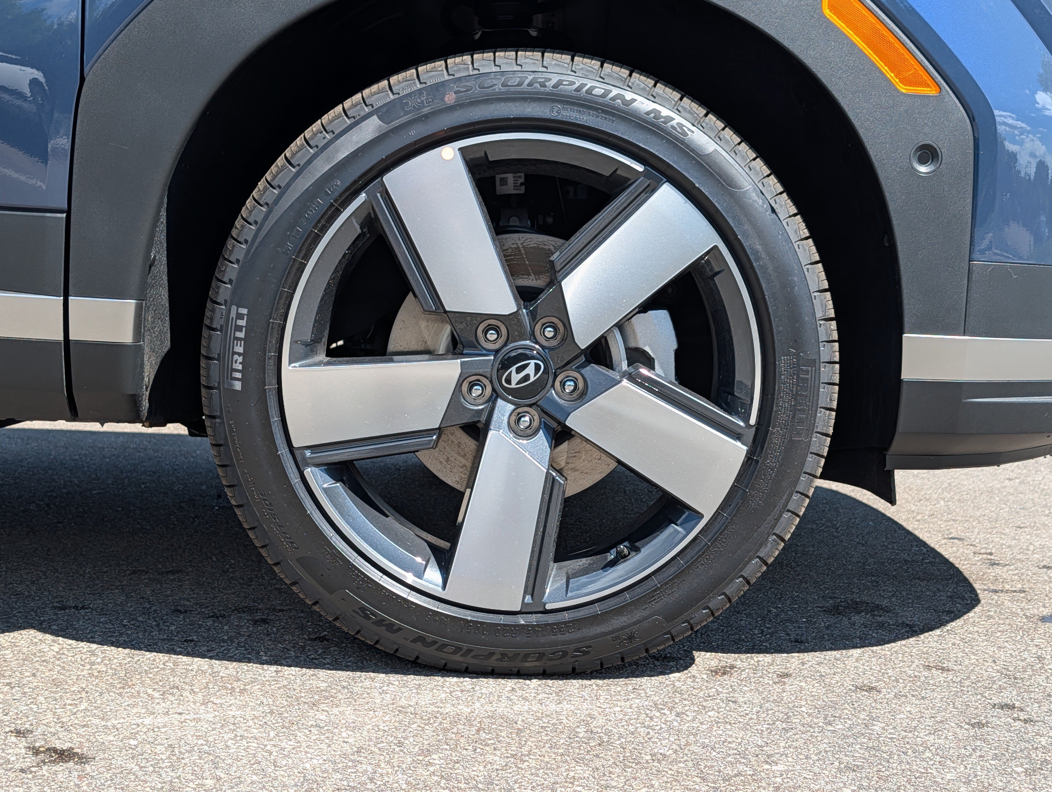 New 2026 Hyundai Santa Fe Limited AWD/4WD image 5