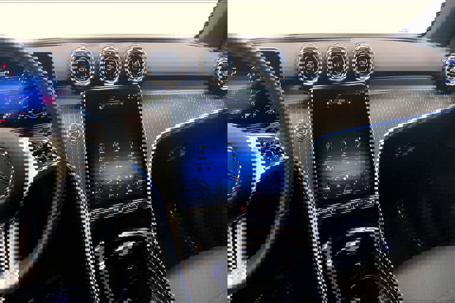 Certified 2023 Mercedes-Benz C 300 Sedan image 26