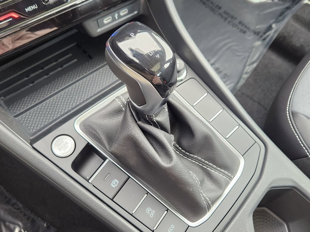 New 2026 Volkswagen Jetta SE FWD image 11