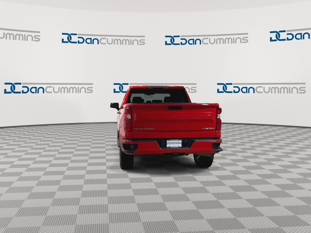 Used 2022 Chevrolet Silverado 1500 Custom image 8