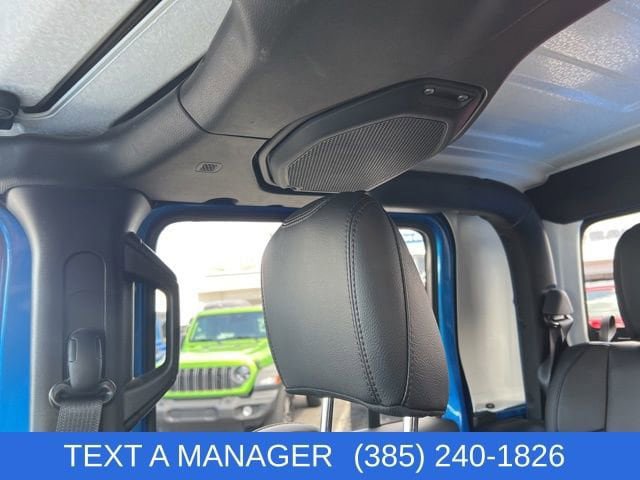 Used 2023 Jeep Gladiator Overland image 22