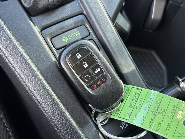 Used 2025 Honda Accord SE image 28