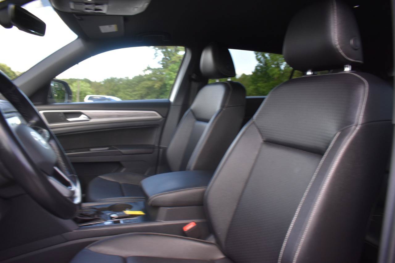 Used 2020 Volkswagen Atlas Cross Sport SE FWD image 23