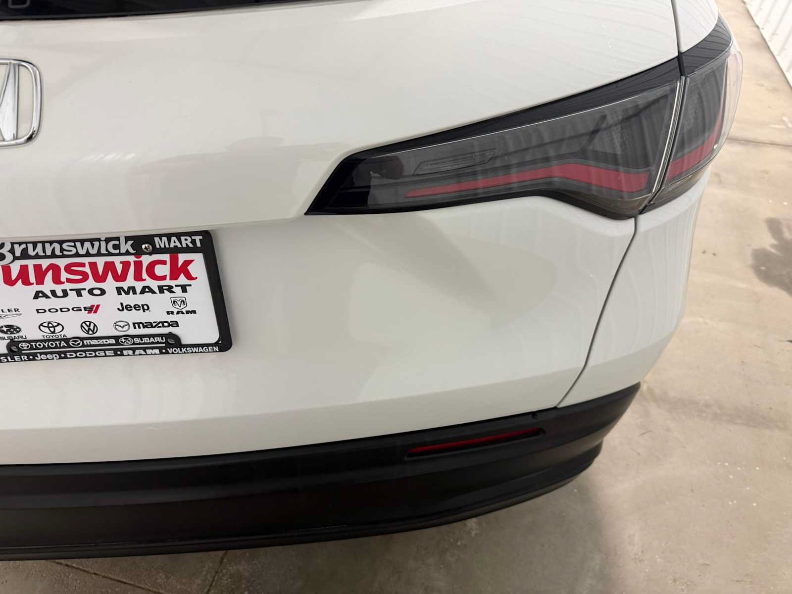 Used 2023 Honda HR-V LX image 18