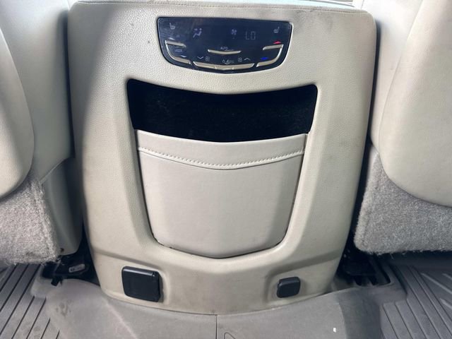 Used 2019 Cadillac Escalade Luxury image 20
