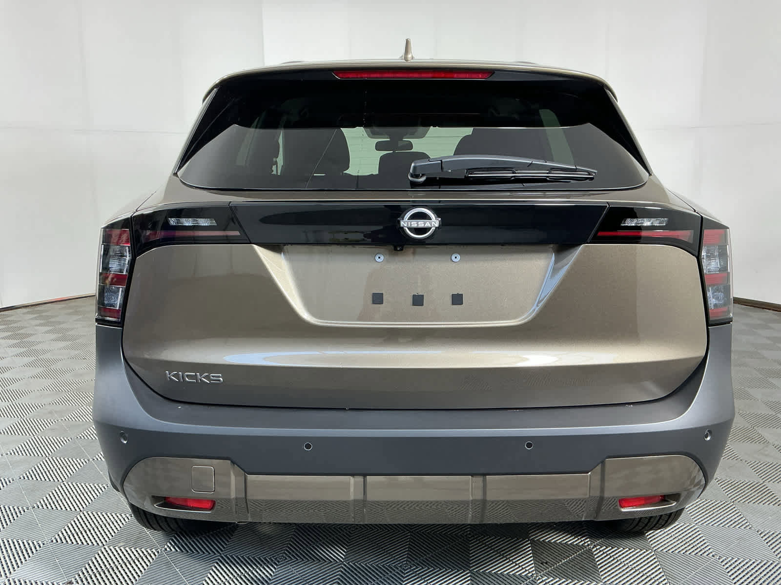 New 2025 Nissan Kicks SV image 6