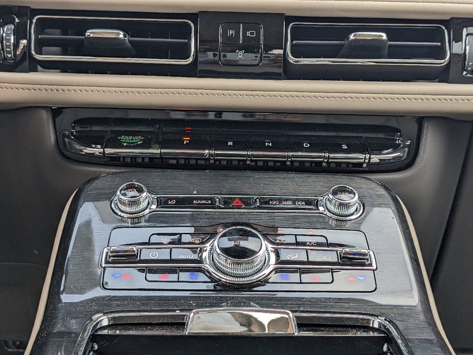 Certified 2023 Lincoln Nautilus Reserve w/ Equipment Group 201A image 21