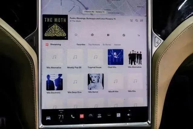 Used 2016 Tesla Model X Performance image 37