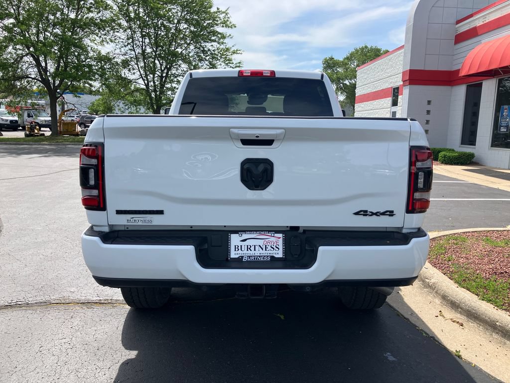 Used 2024 RAM 2500 Big Horn w/ Night Edition AWD/4WD image 14