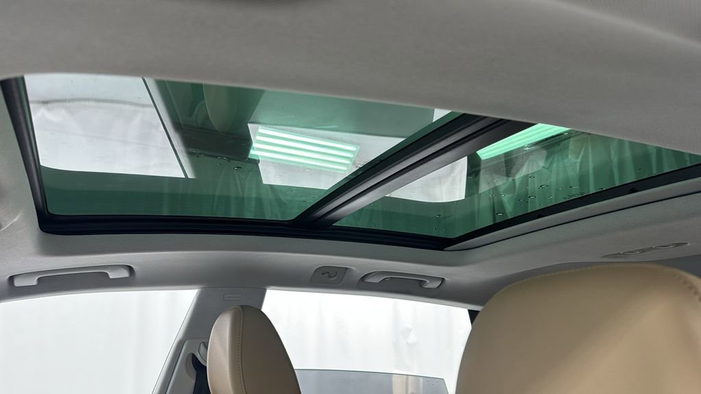 Used 2023 Audi Q8 Prestige image 37