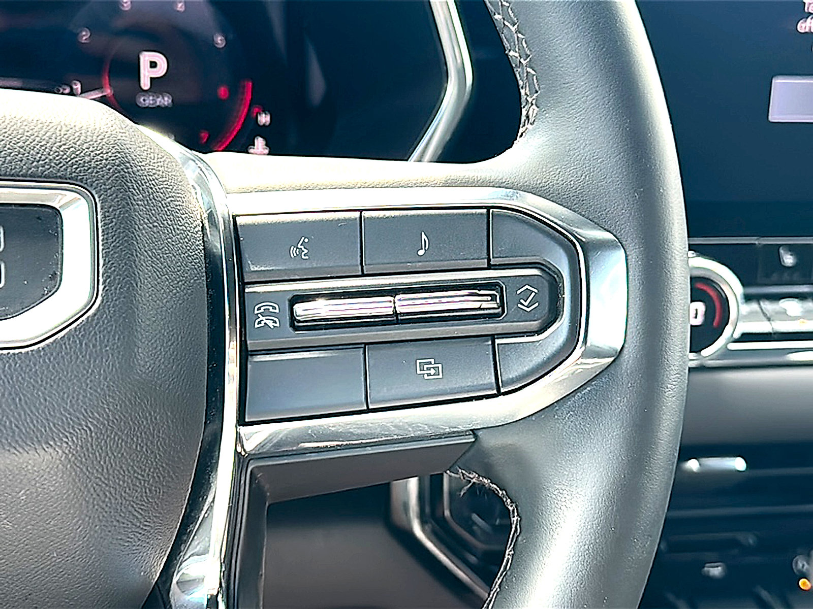 New 2026 GMC Canyon Elevation w/ Convenience Package RWD image 18