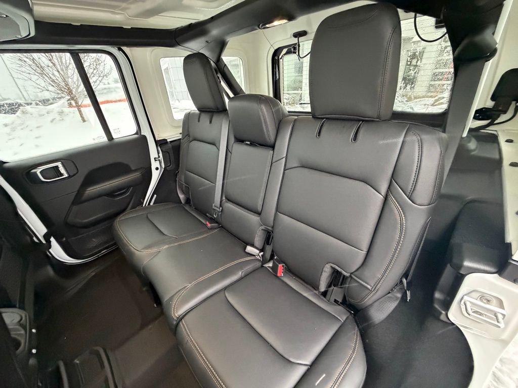 New 2026 Jeep Wrangler Unlimited Sahara AWD/4WD image 14