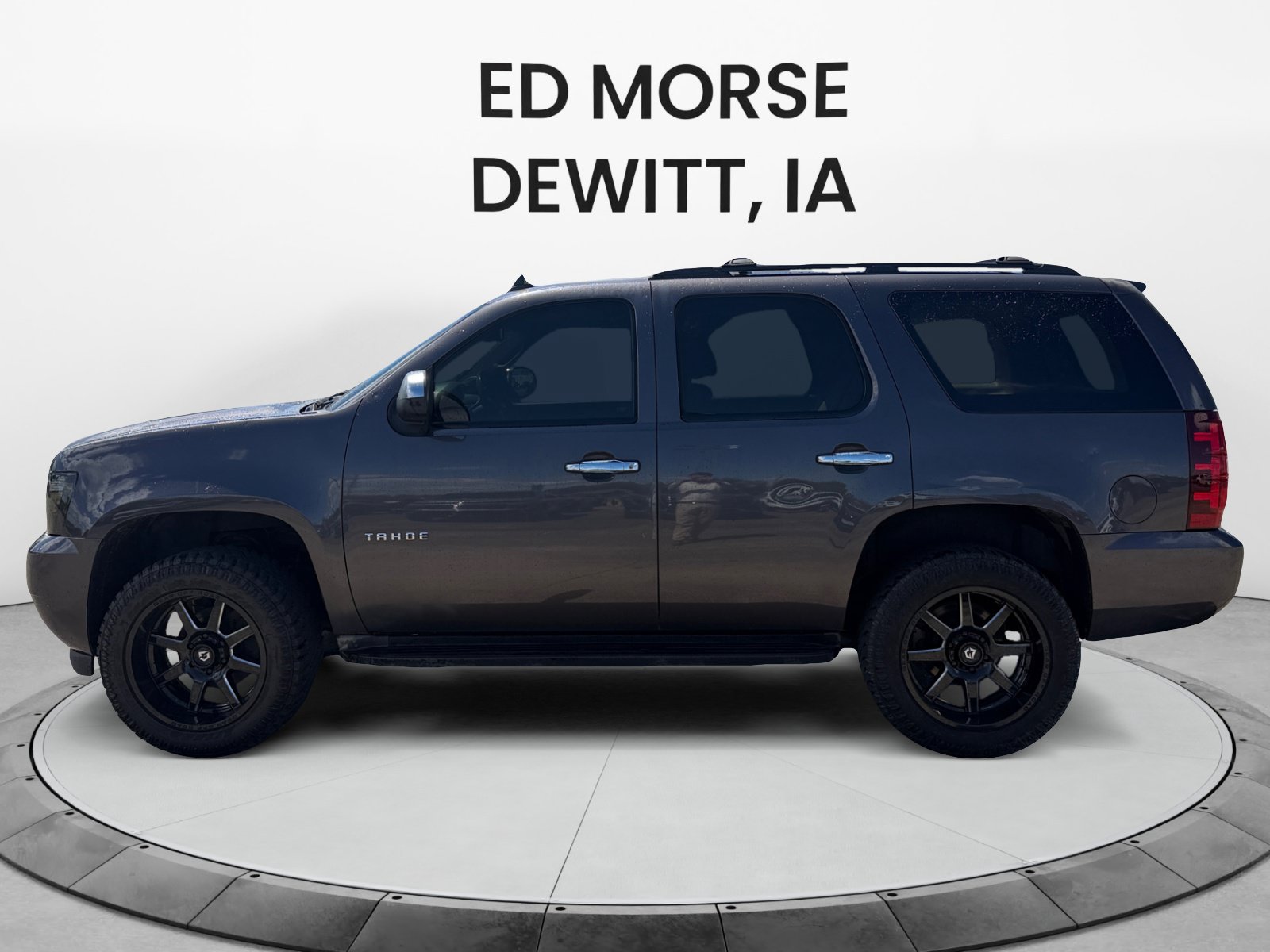 Used 2011 Chevrolet Tahoe LS w/ Regional Value Package AWD/4WD image 2