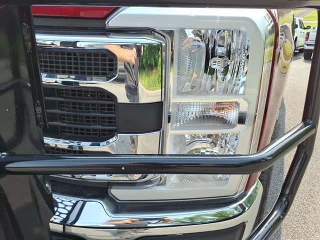 Used 2025 Ford F350 XLT w/ FX4 Off-Road Package AWD/4WD image 12