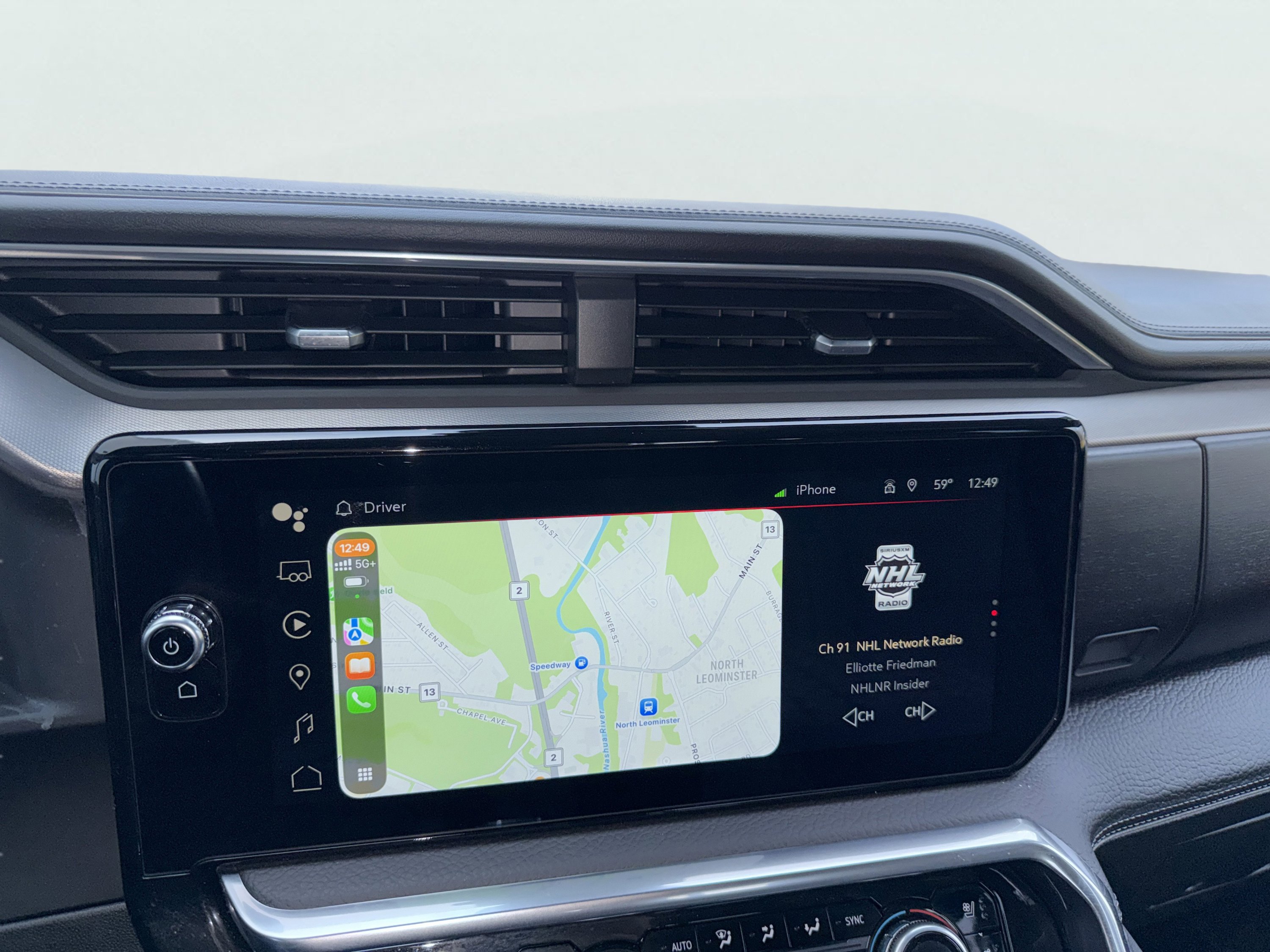 Used 2023 GMC Sierra 1500 Denali w/ Technology Package image 4