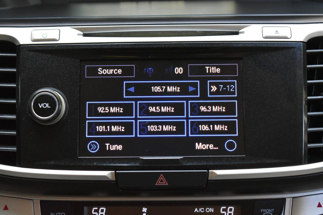 Used 2015 Honda Accord EX-L image 22