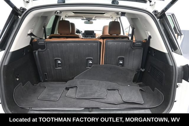 Used 2022 Nissan Pathfinder Platinum w/ Cargo Package AWD/4WD image 6