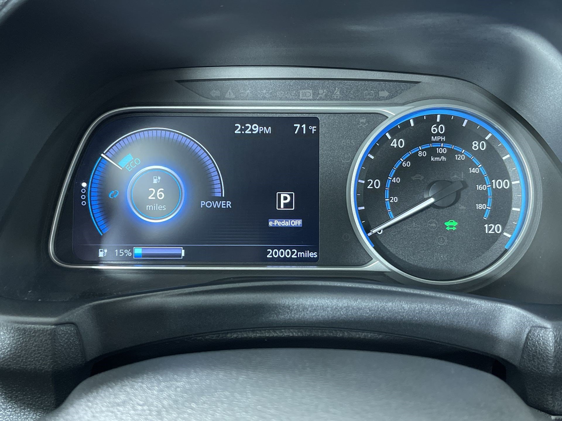 Certified 2025 Nissan Leaf S FWD image 16