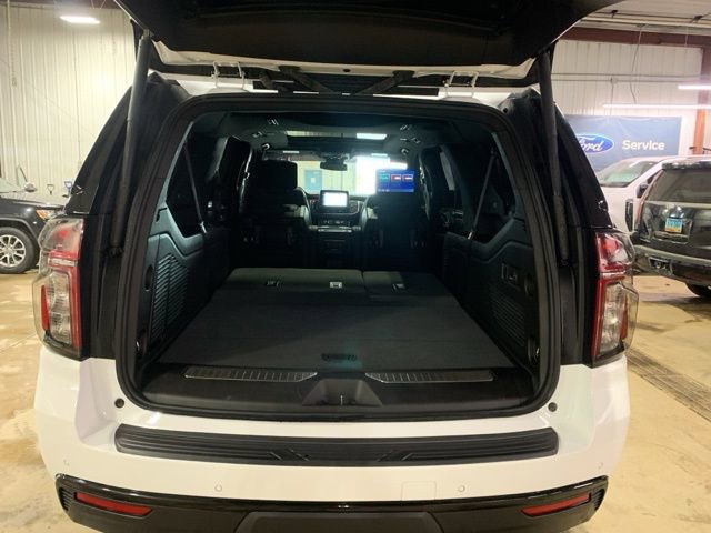 Used 2024 Chevrolet Suburban RST w/ Luxury Package AWD/4WD image 25