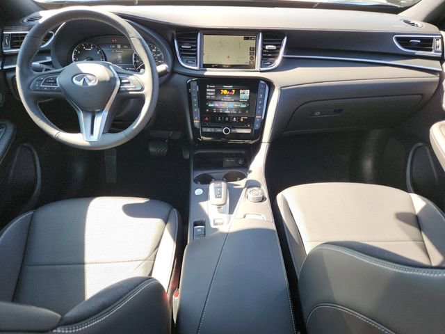 Used 2025 INFINITI QX50 Sport image 14
