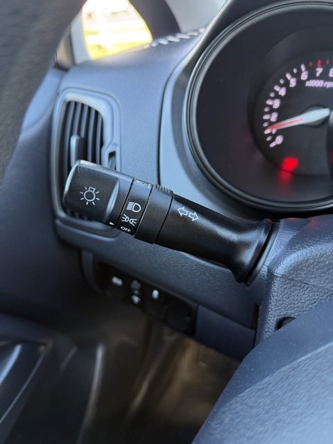 Used 2013 Kia Rio EX image 20