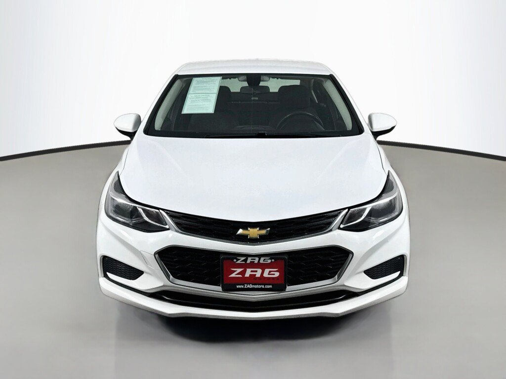 Used 2018 Chevrolet Cruze LT w/ LT Fleet Convenience Package FWD image 8