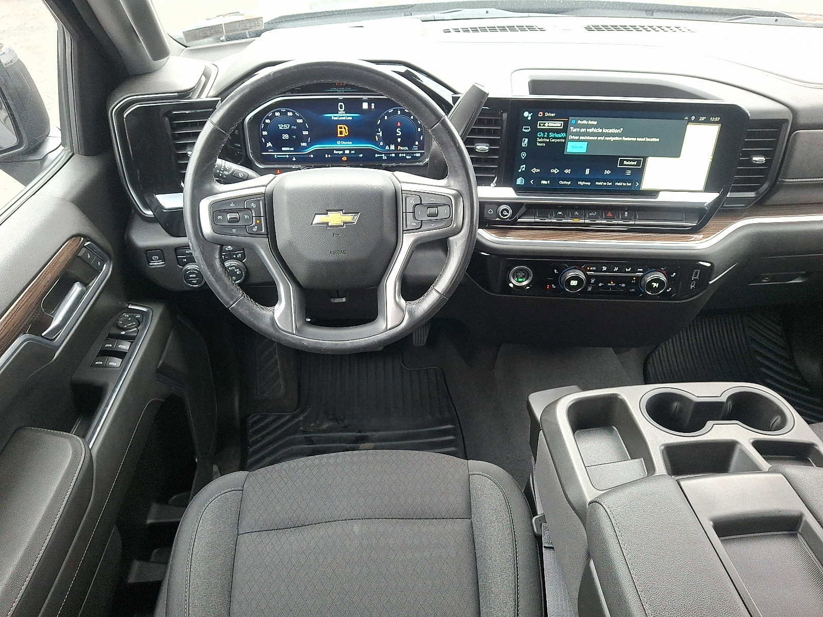 Used 2022 Chevrolet Silverado 1500 LT image 12
