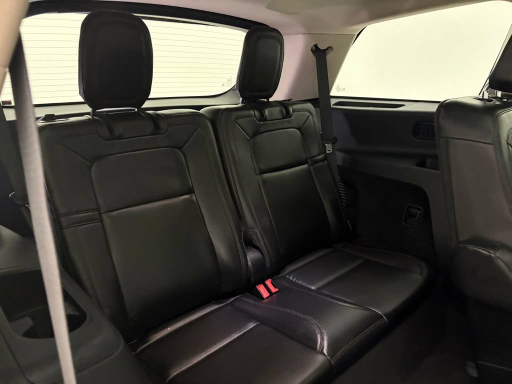 Used 2023 Lincoln Aviator Reserve RWD image 32